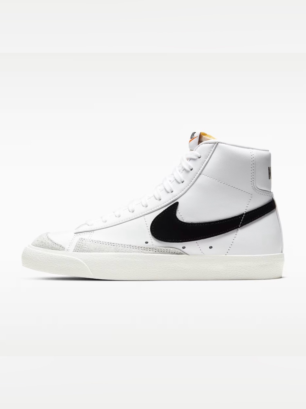 Nike Blazer Mid ‘77 White and Black High-Top Sneakers size 9